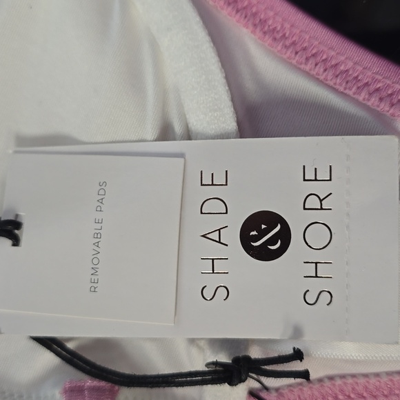 Tunneled Twist Front Bikini Top | Kona Sol | 38DD - Picture 8 of 9